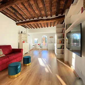 Casa Ilaria - Luminoso Con Vista Nel Centro Storico Appartamento Siena